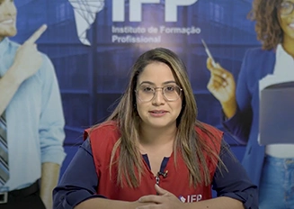 Estudante de Inglês IFP